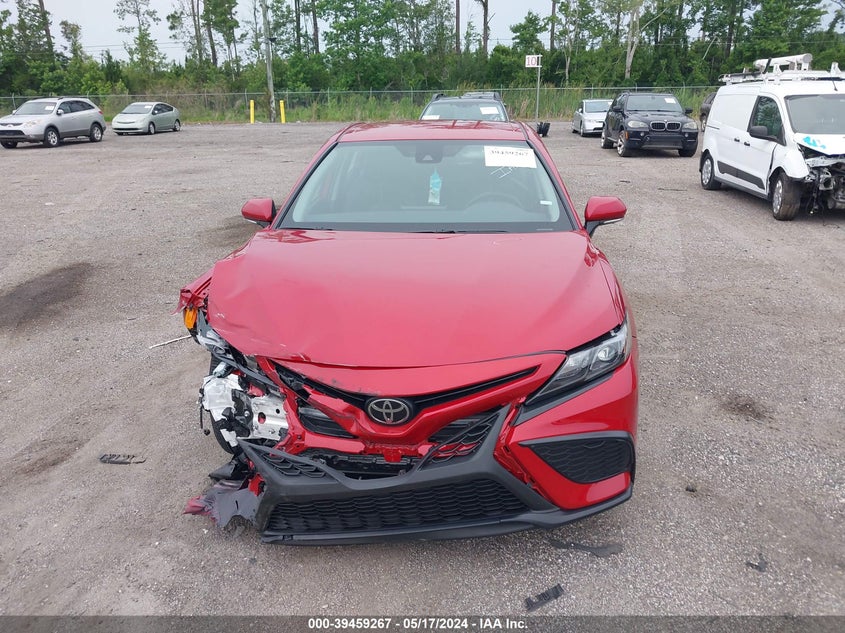 2024 TOYOTA CAMRY SE - 4T1G11AK0RU213484