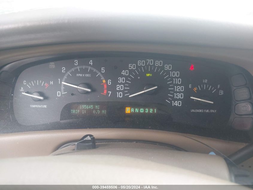 1999 Buick Park Avenue Ultra VIN: 1G4CU521XX4639585 Lot: 39459506