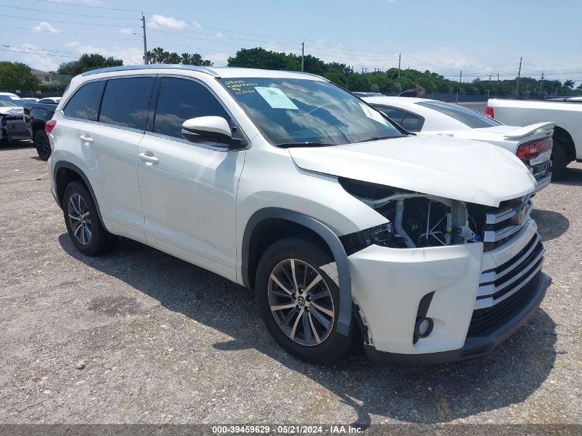 2017 TOYOTA HIGHLANDER SE/XLE - 5TDKZRFH0HS202460