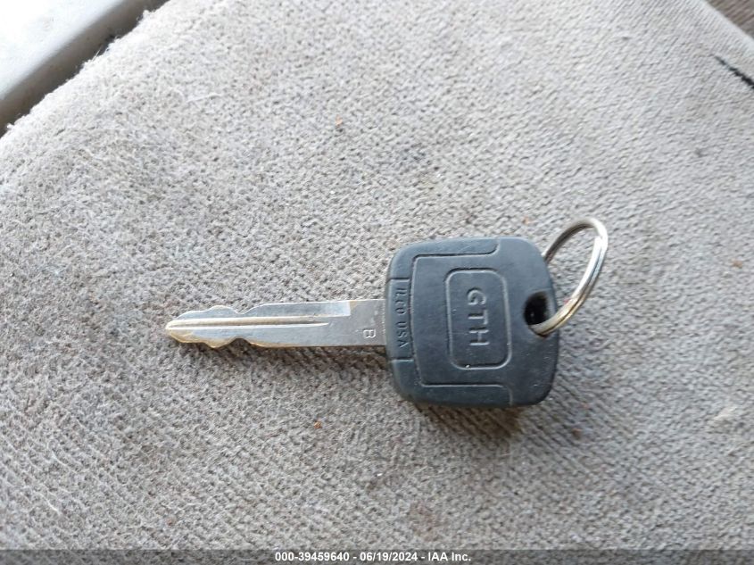 2000 Ford F-150 Lariat/Work Series/Xl/Xlt VIN: 1FTRX17W6YNC18171 Lot: 39459640