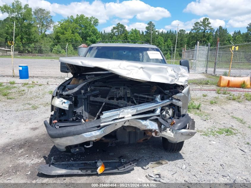 2002 Chevrolet Tahoe C1500 VIN: 1GNEC13Z729216236 Lot: 39460484