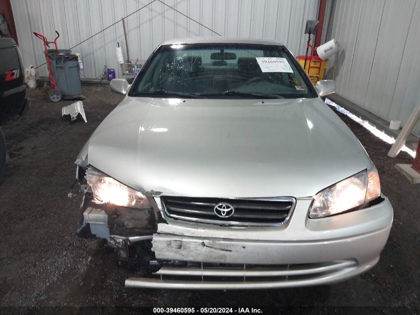 2000 Toyota Camry Le V6 VIN: 4T1BF22K7YU954875 Lot: 39460595