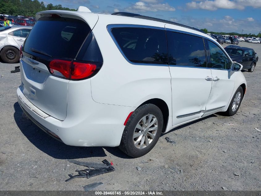 2017 Chrysler Pacifica Touring-L VIN: 2C4RC1BG1HR590905 Lot: 39460745