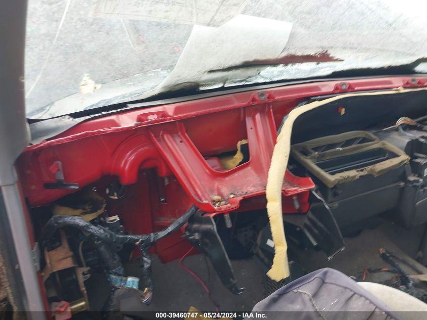 1996 Chevrolet Gmt-400 K1500 VIN: 2GCEK19M9T1142187 Lot: 39460747