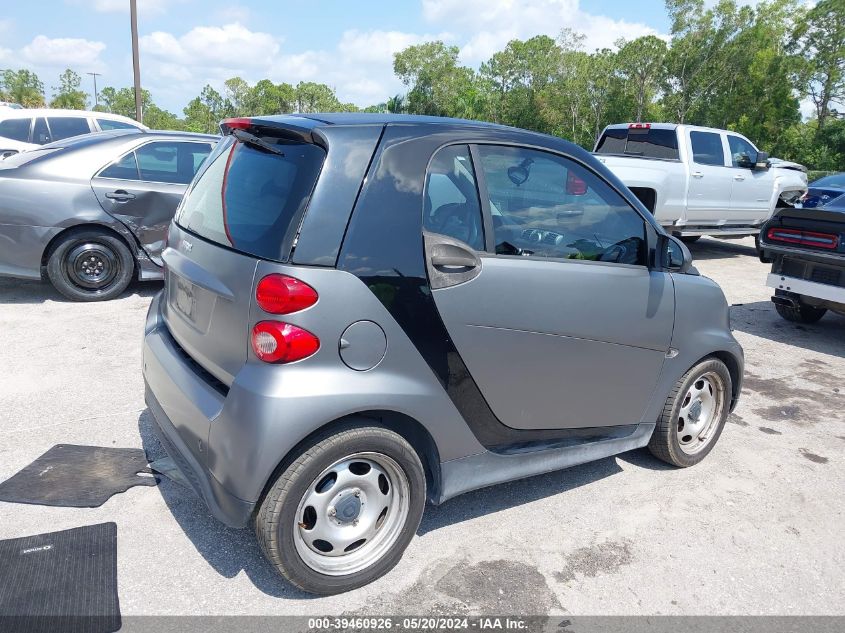 2013 Smart Fortwo Pure/Passion VIN: WMEEJ3BA7DK700653 Lot: 39460926