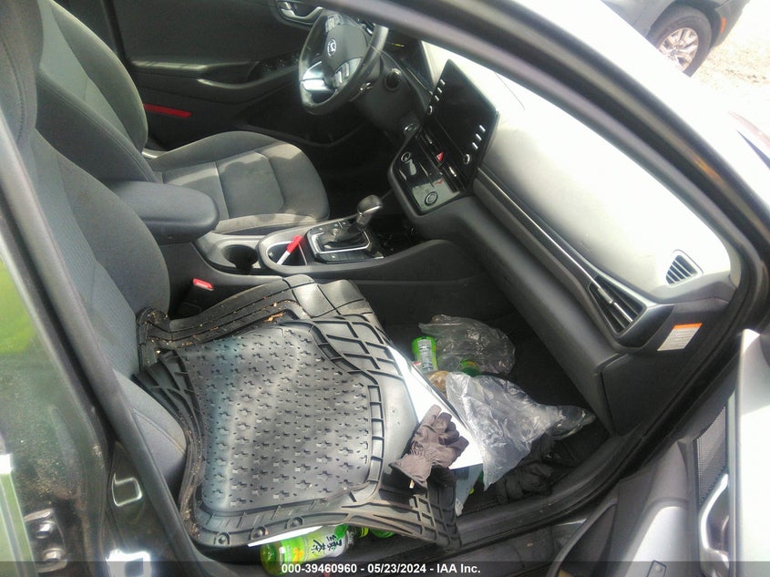 VIN KMHC75LC3NU266653 2022 HYUNDAI IONIQ HYBRID SE