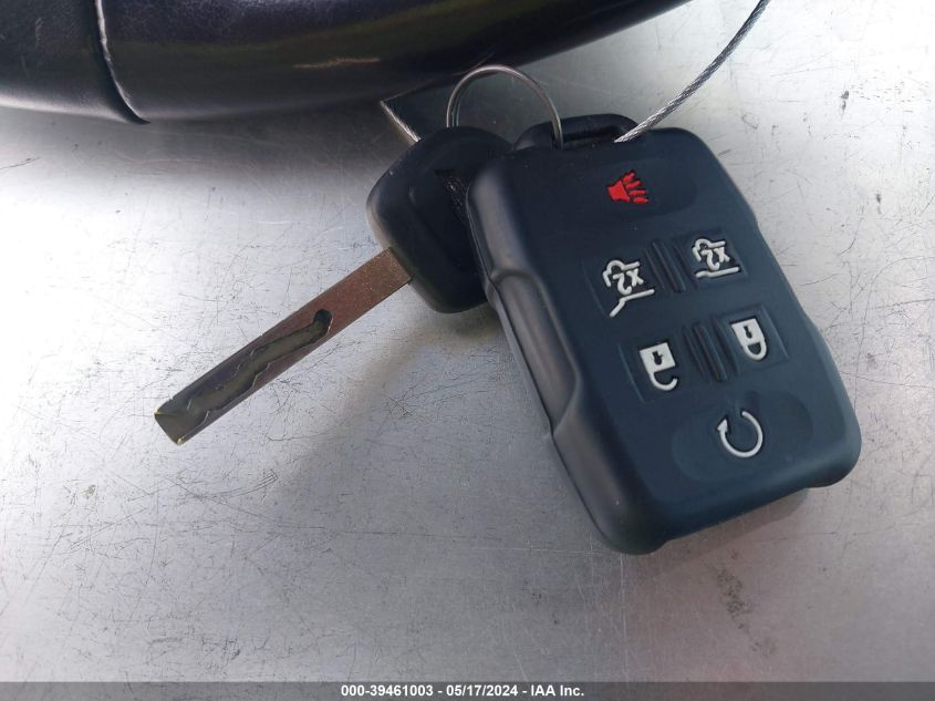 2019 Chevrolet Suburban Lt VIN: 1GNSKHKC8KR276747 Lot: 39461003