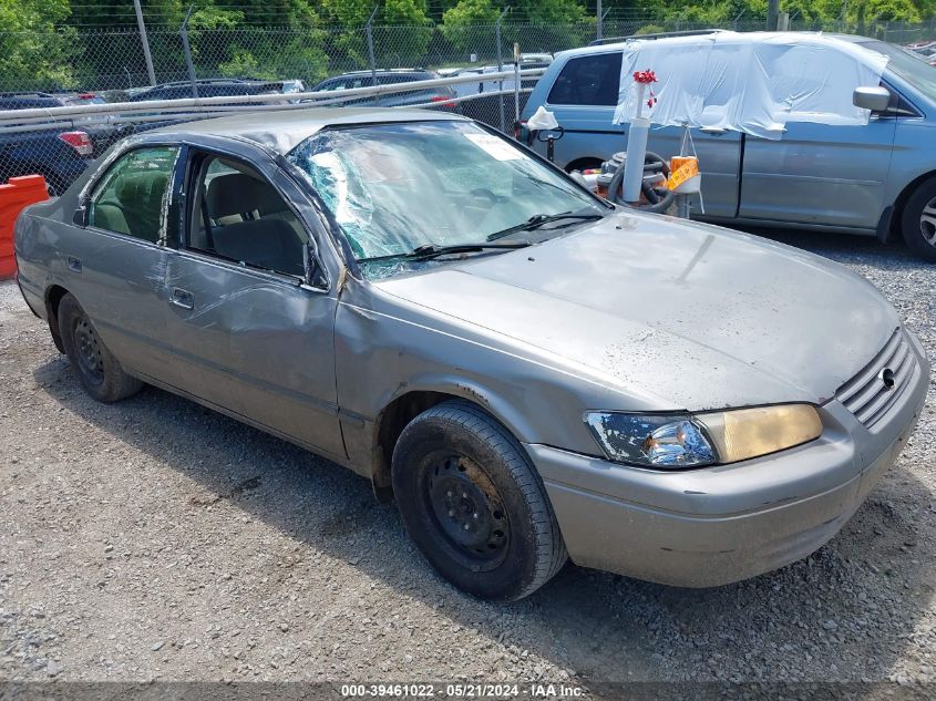 1999 Toyota Camry Le VIN: 4T1BG22K9XU473232 Lot: 39461022