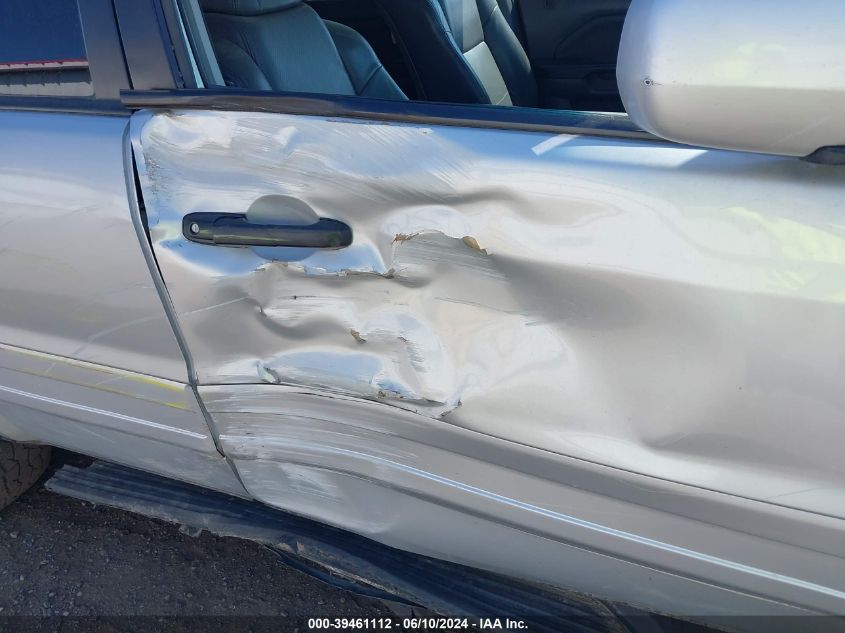 2003 Honda Pilot Ex-L VIN: 2HKYF18553H523013 Lot: 39461112