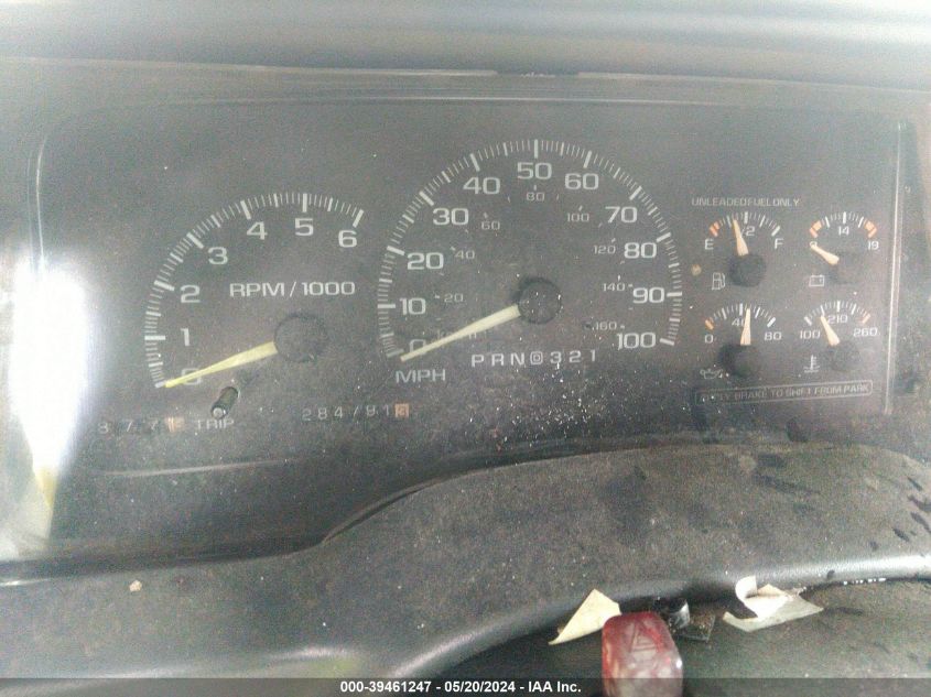 1997 Chevrolet C1500 Fleetside VIN: 2GCEC19RXV1182371 Lot: 39461247