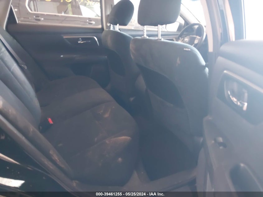 2015 Nissan Altima 2.5/2.5 S/2.5 Sl/2.5 Sv VIN: 1N4AL3AP0FN379298 Lot: 39461255