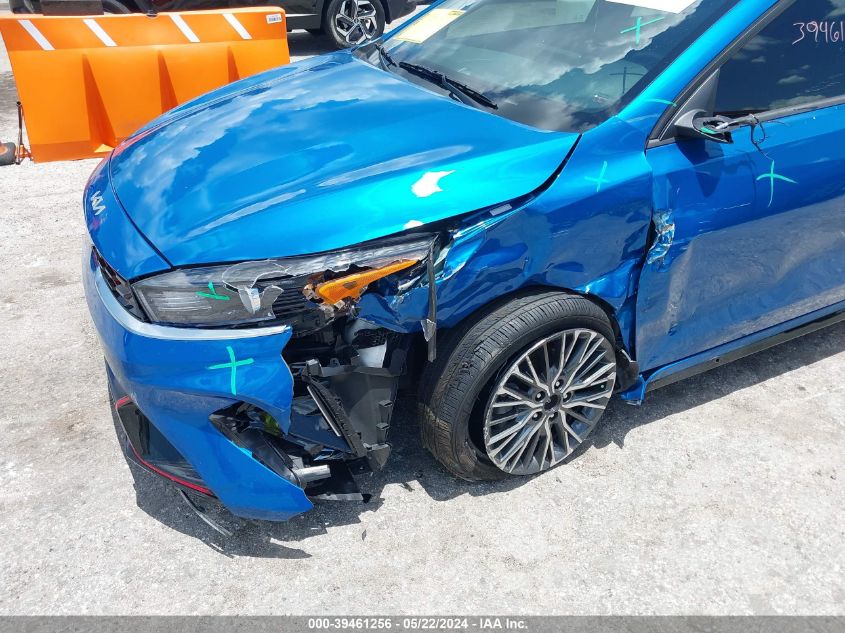 2023 Kia Forte Gt-Line VIN: 3KPF54AD9PE686965 Lot: 39461256