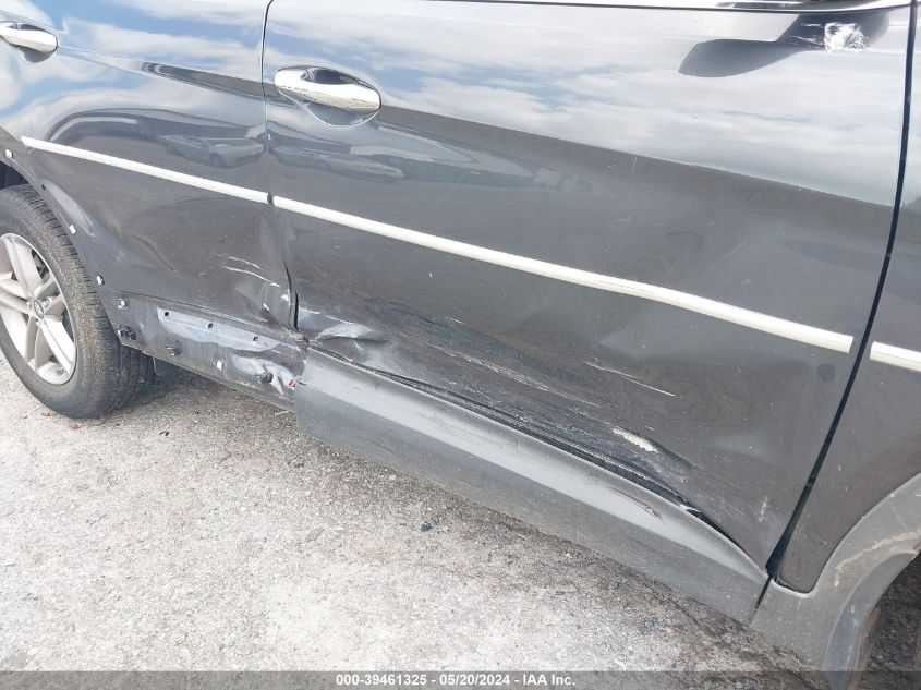 2017 Hyundai Santa Fe Sport 2.4L VIN: 5XYZUDLBXHG451250 Lot: 39461325