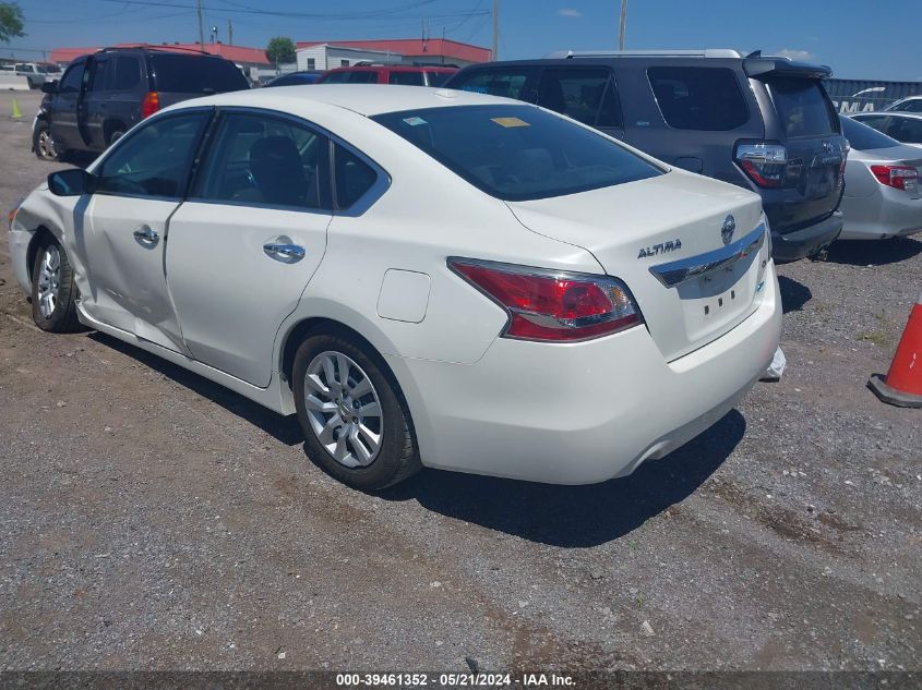 2014 Nissan Altima 2.5 S VIN: 1N4AL3AP1EC152826 Lot: 39461352