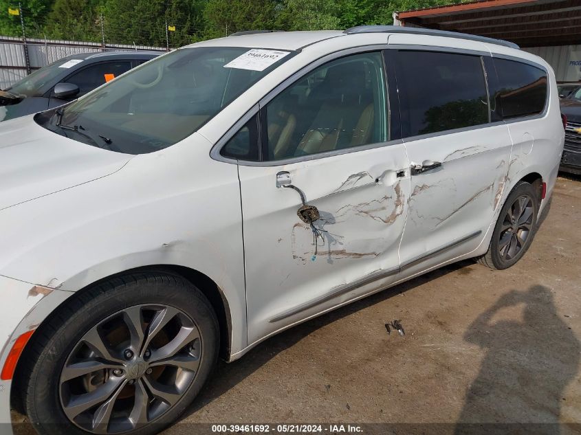 2017 Chrysler Pacifica Limited VIN: 2C4RC1GG0HR544782 Lot: 39461692