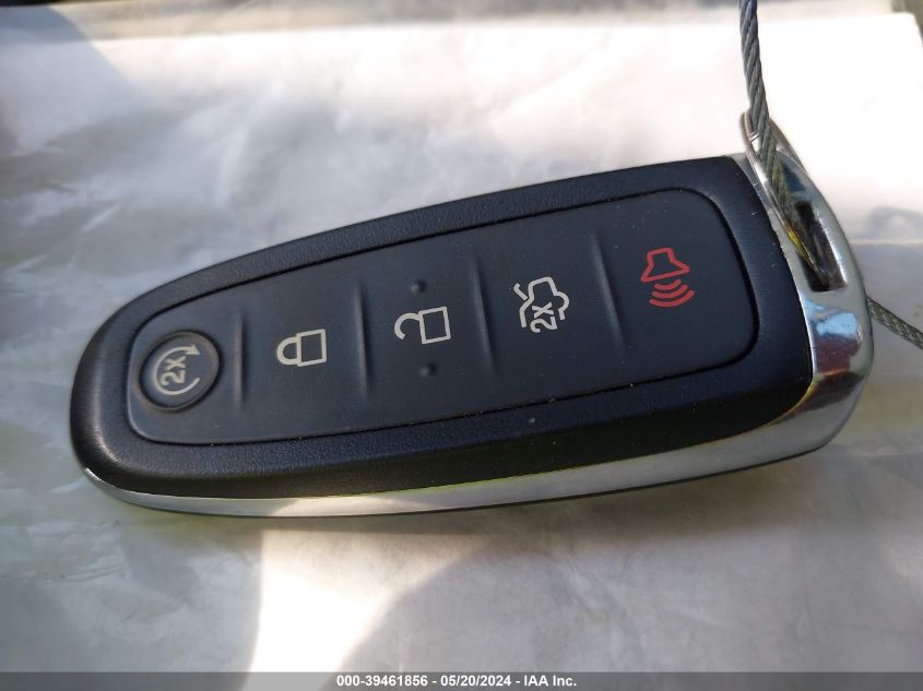 2018 Ford Escape Titanium VIN: 1FMCU9J92JUB31035 Lot: 39461856