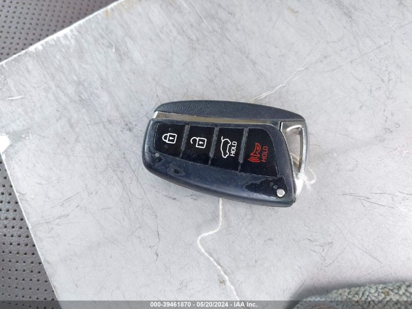 2017 Hyundai Santa Fe Sport 2.4L VIN: 5NMZU3LB6HH026141 Lot: 39461870