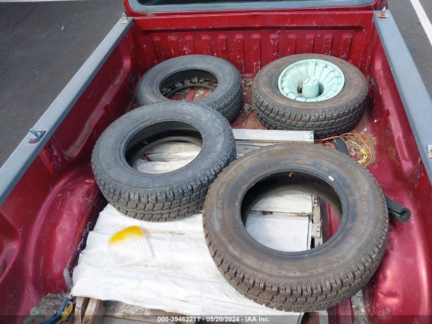 2000 Ford F-150 Work Series/Xl/Xlt VIN: 2FTZF1722YCA51796 Lot: 39462211