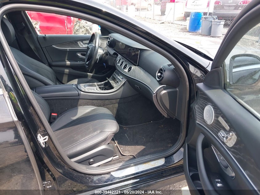 2021 MERCEDES-BENZ E 350 VIN: W1KZF8EB6MA883204
