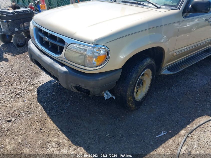 2000 Ford Explorer Xlt VIN: 1FMZU63E4YZB15032 Lot: 39462263