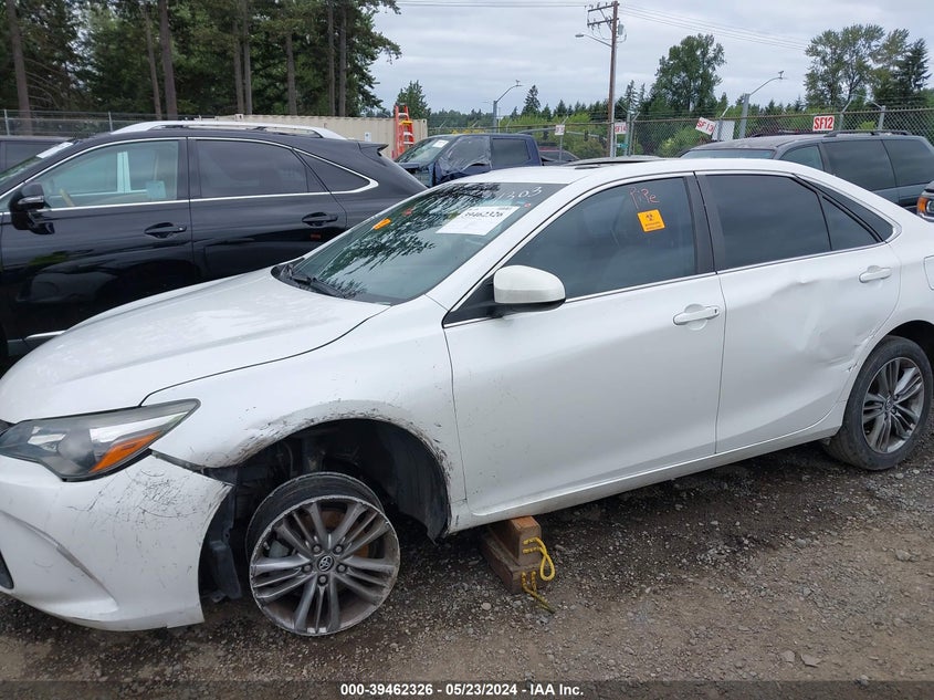 2015 Toyota Camry Se VIN: 4T1BF1FK5FU481303 Lot: 39462326