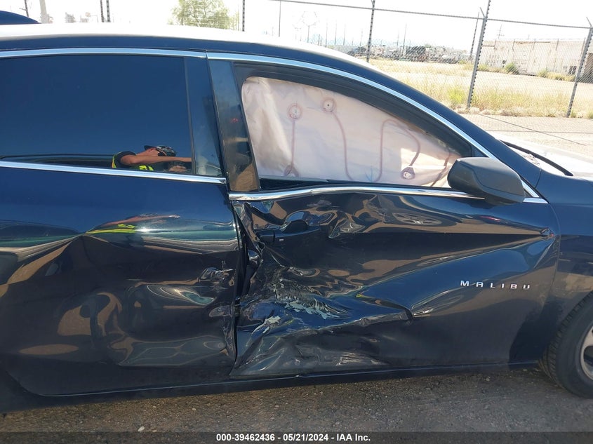 2018 Chevrolet Malibu 1Ls VIN: 1G1ZB5ST5JF121457 Lot: 39462436