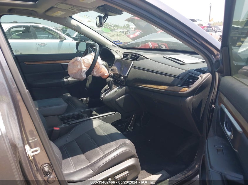 VIN 7FARW1H85JE030141 2018 HONDA CR-V
