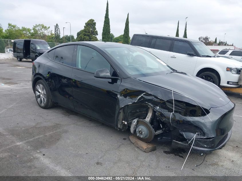 2022 Tesla Model Y Long Range Dual Motor All-Wheel Drive VIN: 7SAYGDEE8NF344763 Lot: 39462492