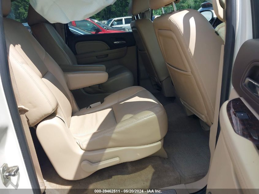 2011 GMC Yukon Xl 1500 Denali VIN: 1GKS2MEF4BR144404 Lot: 39462511