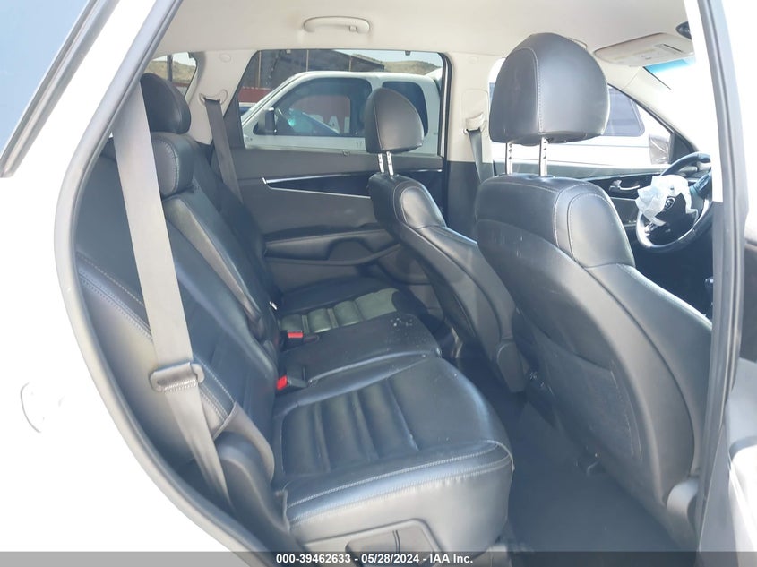 2018 Kia Sorento 3.3L Ex VIN: 5XYPH4A59JG396160 Lot: 39462633
