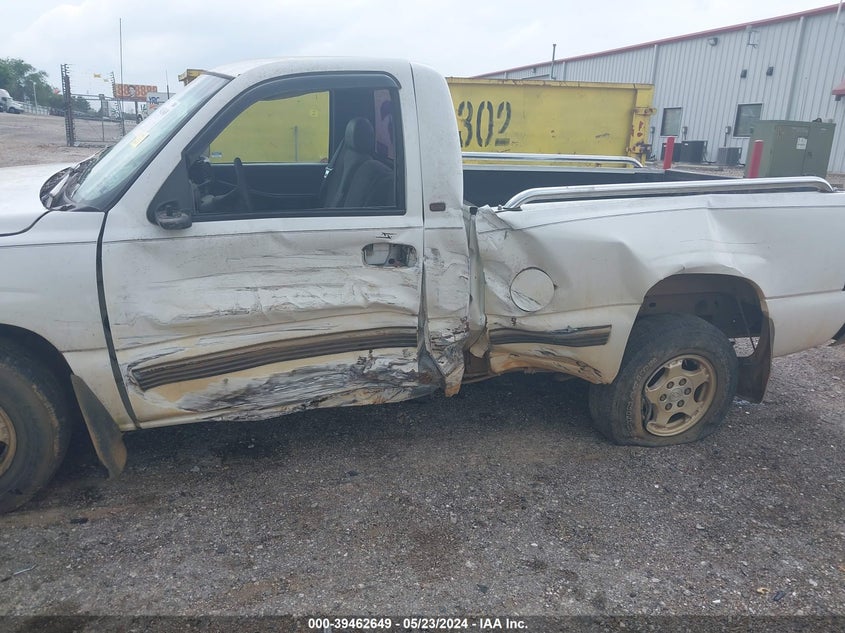 1999 Chevrolet Silverado 1500 VIN: 1GCEC14T4XZ125774 Lot: 39462649