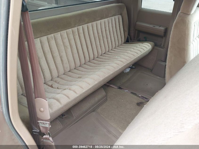 1994 Chevrolet Gmt-400 C1500 VIN: 1GCEC19K5RE238076 Lot: 39462718