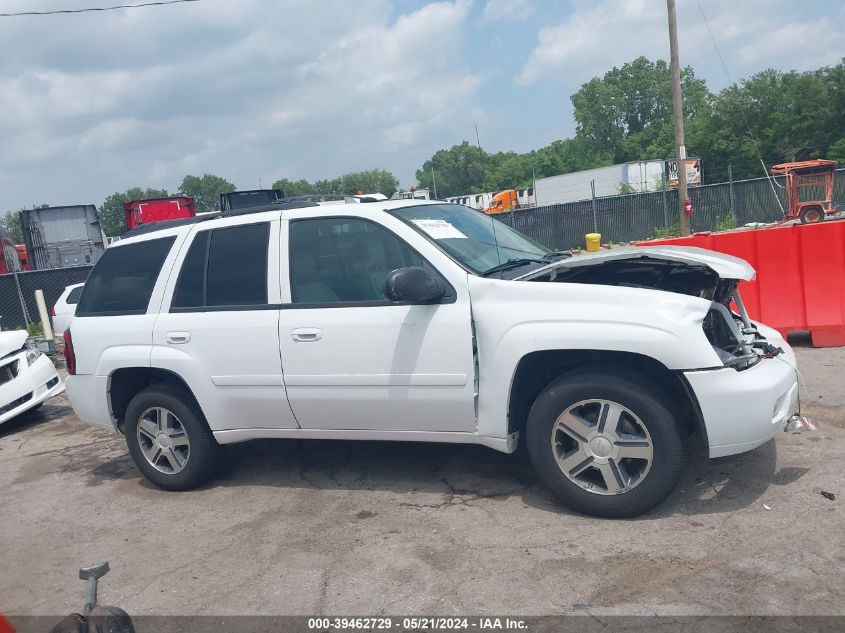 2008 Chevrolet Trailblazer Lt VIN: 1GNDT13S682156546 Lot: 39462729