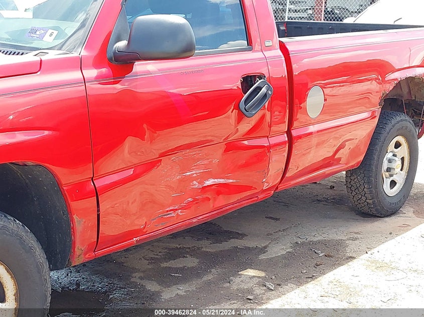 2004 Chevrolet Silverado 1500 Work Truck VIN: 1GCEK14V84E108600 Lot: 39462824