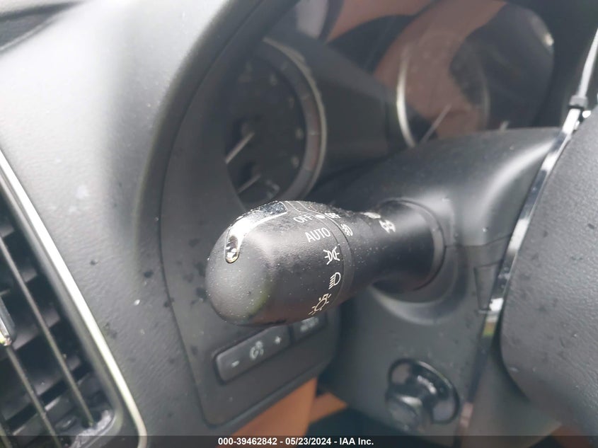 2023 INFINITI Q50 LUXE - JN1EV7BR6PM540583