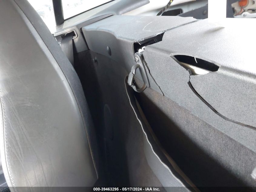 2004 Chrysler Crossfire VIN: 1C3AN69LX4X023860 Lot: 39463295