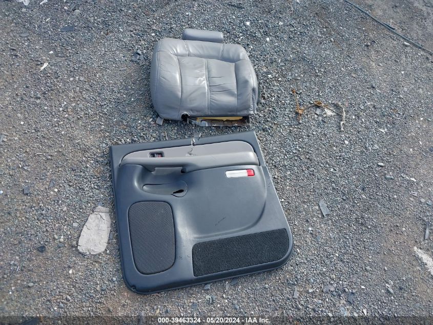 2001 Chevrolet Suburban 1500 Lt VIN: 3GNFK16T31G220491 Lot: 39463324