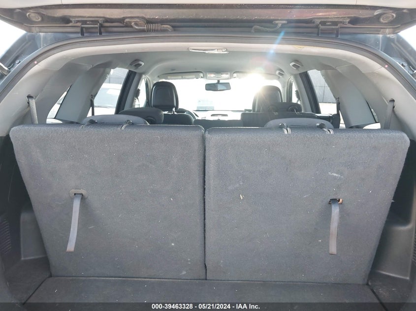 2011 Kia Sorento Lx VIN: 5XYKT4A18BG058353 Lot: 39463328