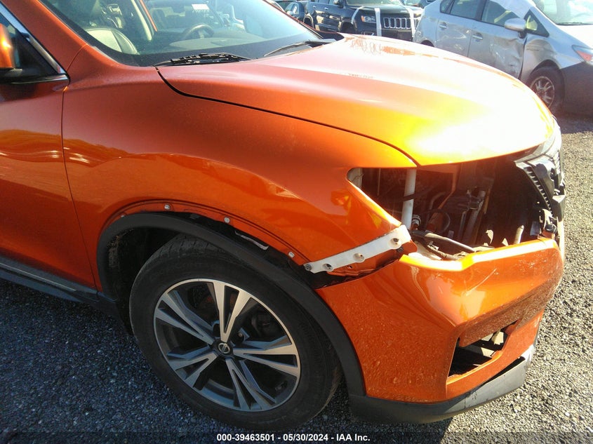 2017 Nissan Rogue Sl VIN: 5N1AT2MV4HC760323 Lot: 39463501