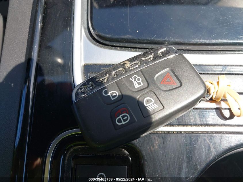 2017 Jaguar Xe 35T Premium VIN: SAJAJ4BV9HCP10589 Lot: 39463739