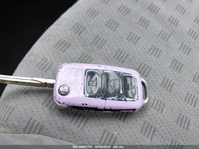 2004 Volkswagen Jetta Gls 2.0L VIN: 3VWSK69M14M061675 Lot: 39463793