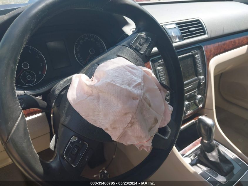 2013 Volkswagen Passat 3.6L V6 Sel Premium VIN: 1VWCM7A33DC052825 Lot: 39463795