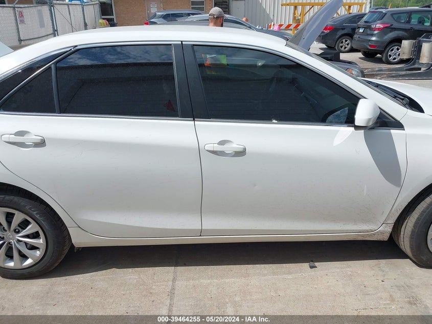 2016 Toyota Camry Le VIN: 4T1BF1FK1GU540929 Lot: 39464255