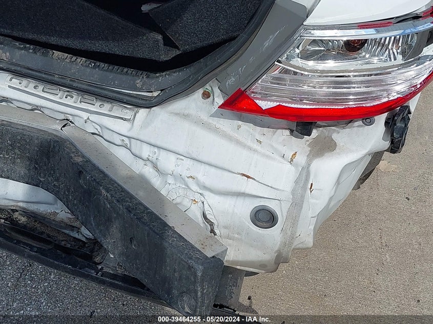 2016 Toyota Camry Le VIN: 4T1BF1FK1GU540929 Lot: 39464255