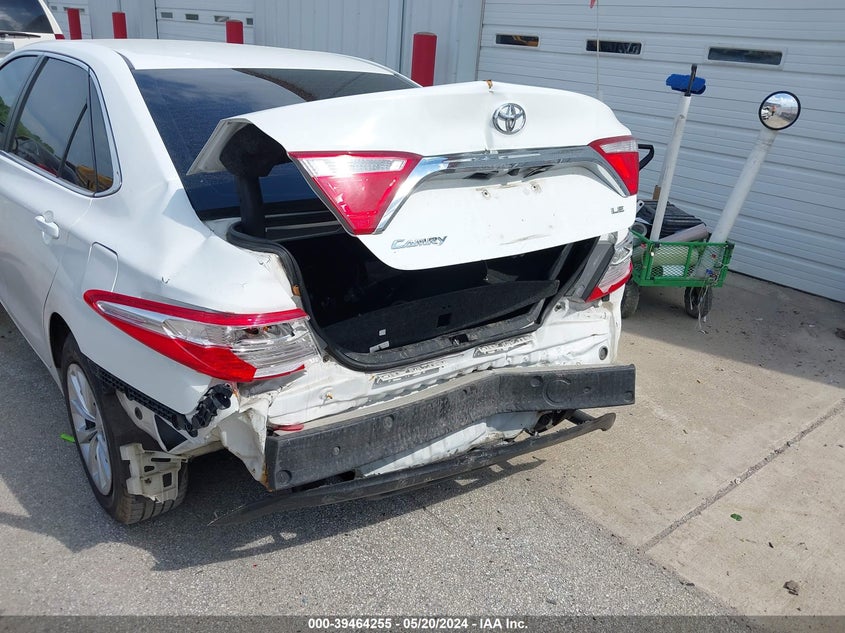 2016 Toyota Camry Le VIN: 4T1BF1FK1GU540929 Lot: 39464255