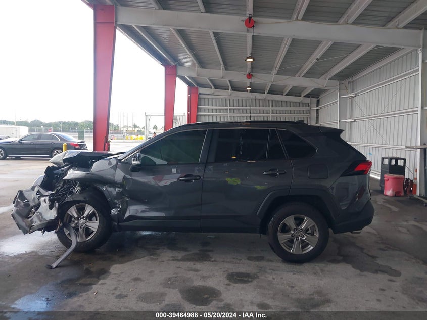 VIN 2T3W1RFV1PW294822 2023 TOYOTA RAV4 XLE