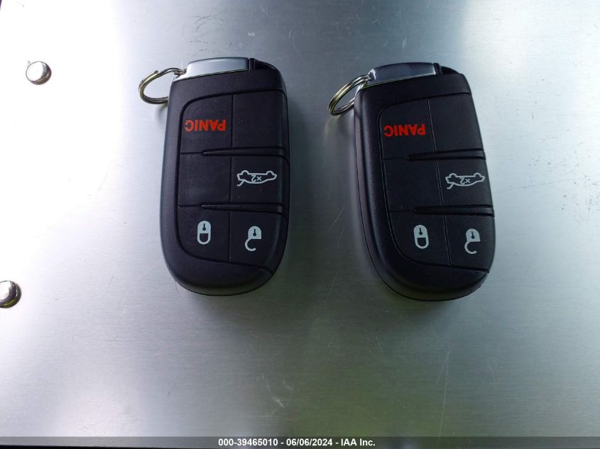 2017 Chrysler 300 Limited VIN: 2C3CCAAG4HH668109 Lot: 39465010