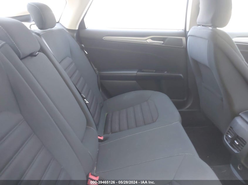 VIN 3FA6P0H76HR198219 2017 FORD FUSION SE