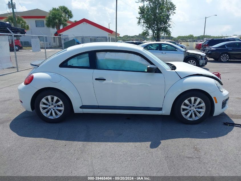 2018 Volkswagen Beetle 2.0T Coast/2.0T S VIN: 3VWFD7ATXJM704508 Lot: 39465404