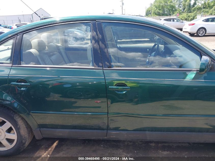 2000 Volkswagen Passat Gls VIN: WVWMA23B2YP179880 Lot: 39465495